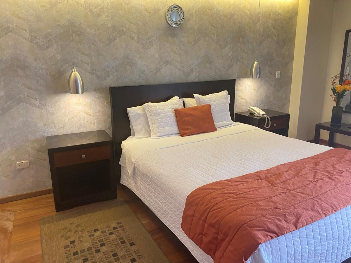 Suites Metropoli Кито Экстерьер фото