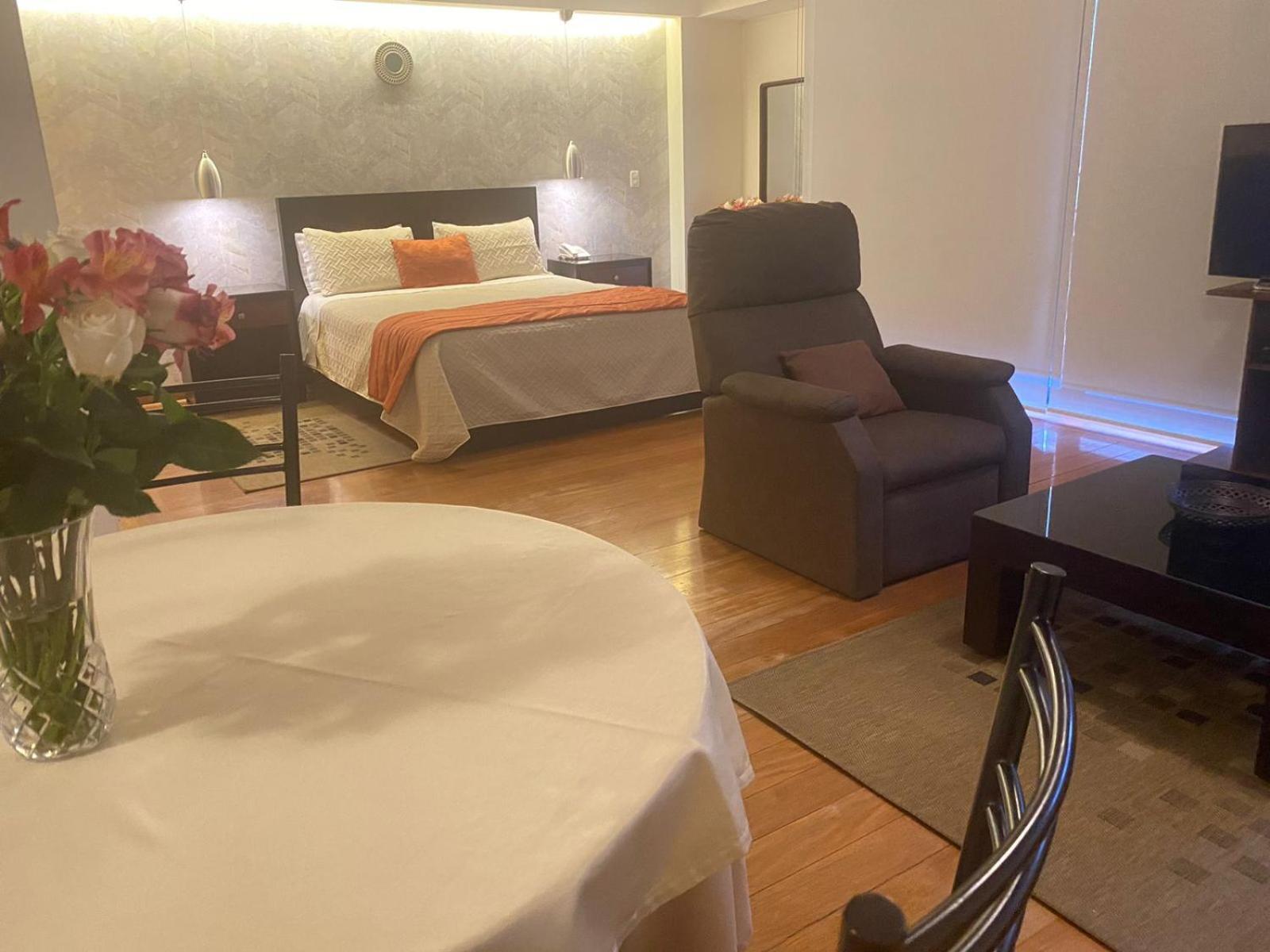 Suites Metropoli Кито Экстерьер фото