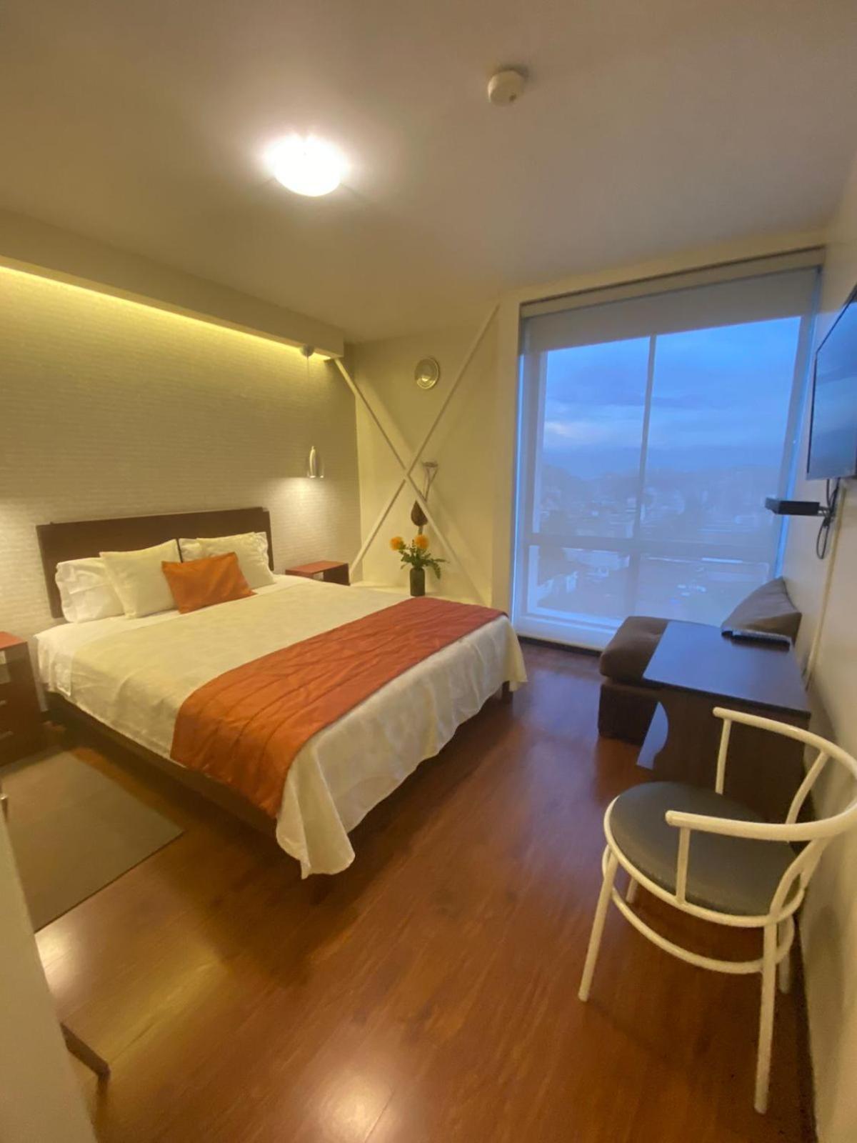 Suites Metropoli Кито Экстерьер фото