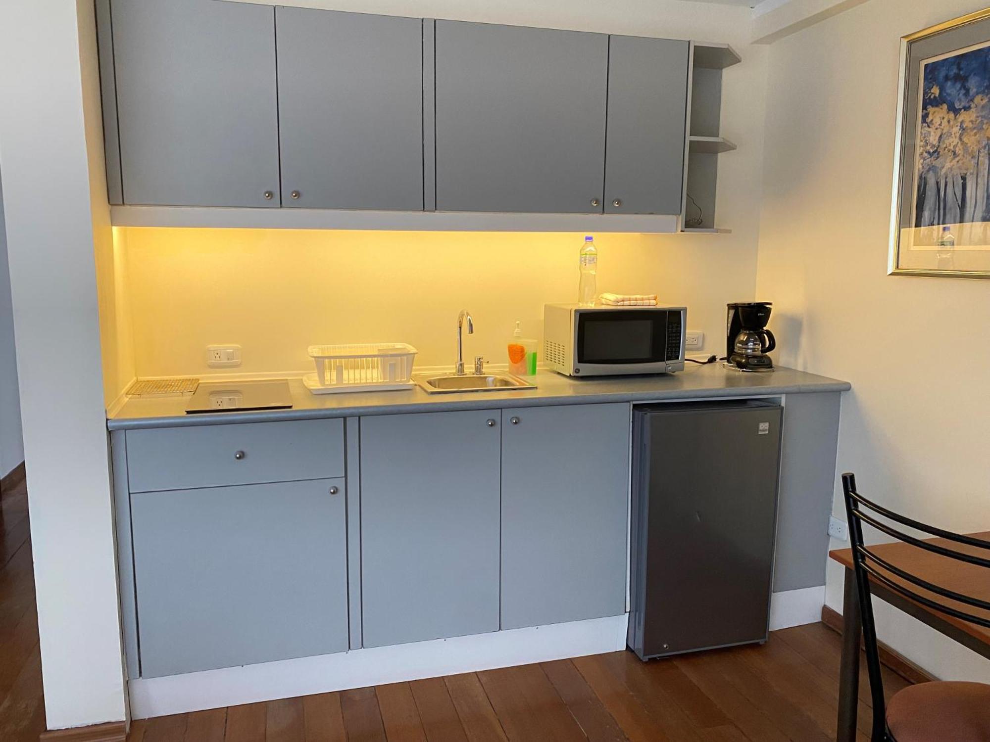 Suites Metropoli Кито Экстерьер фото