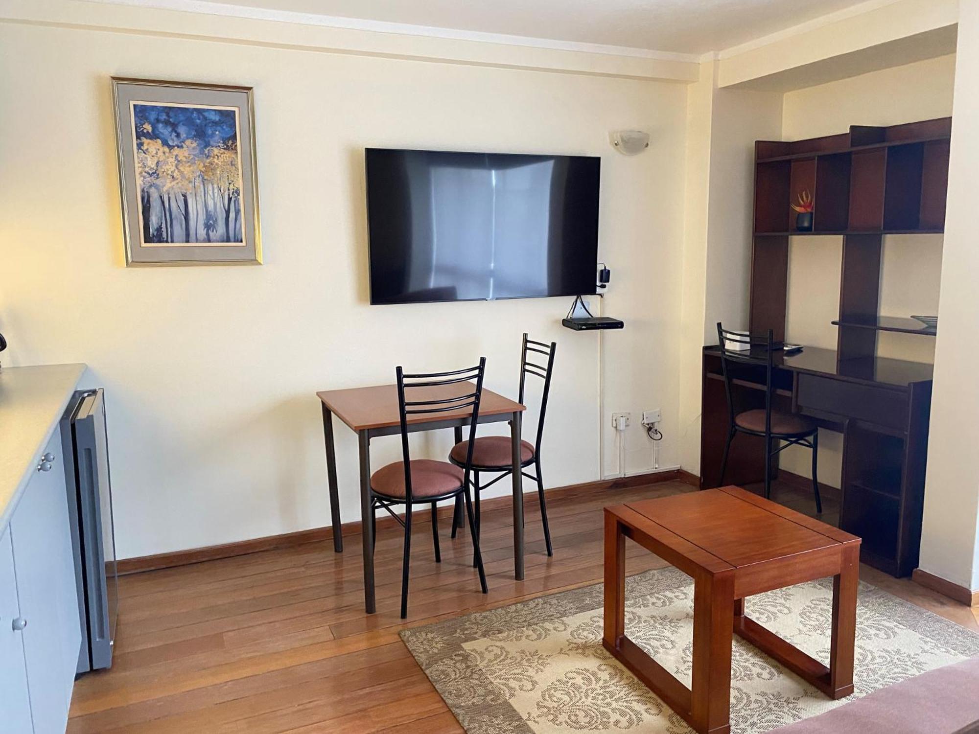 Suites Metropoli Кито Экстерьер фото